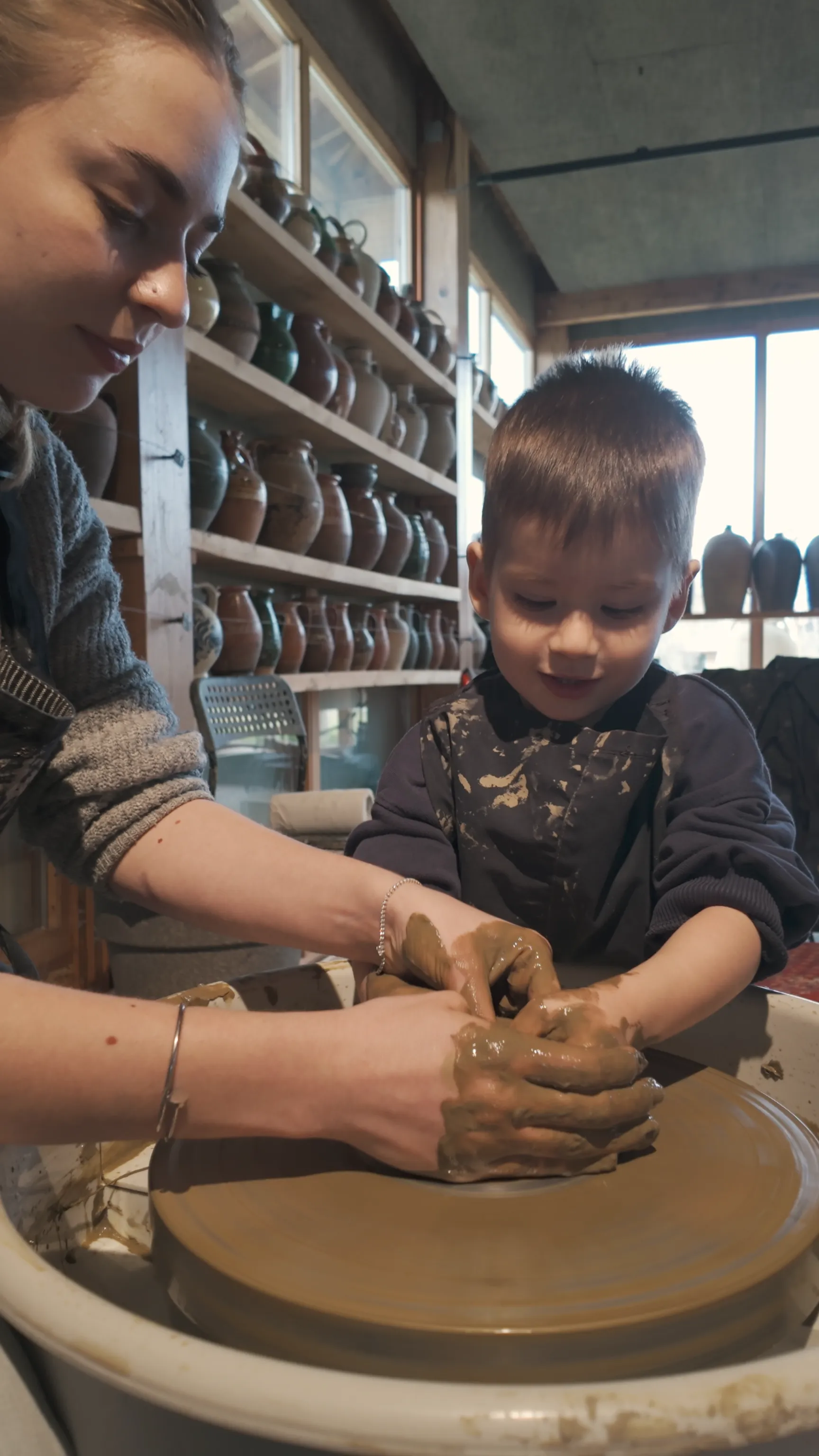 Atelier Lutars — creativitate prin ceramică